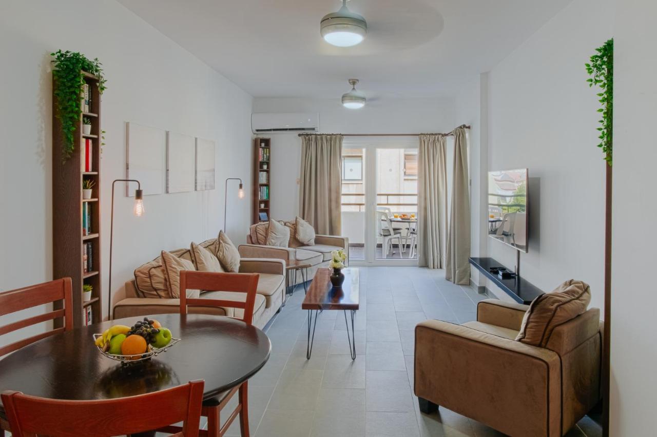 Lazaros Centre Apartment ラルナカ エクステリア 写真